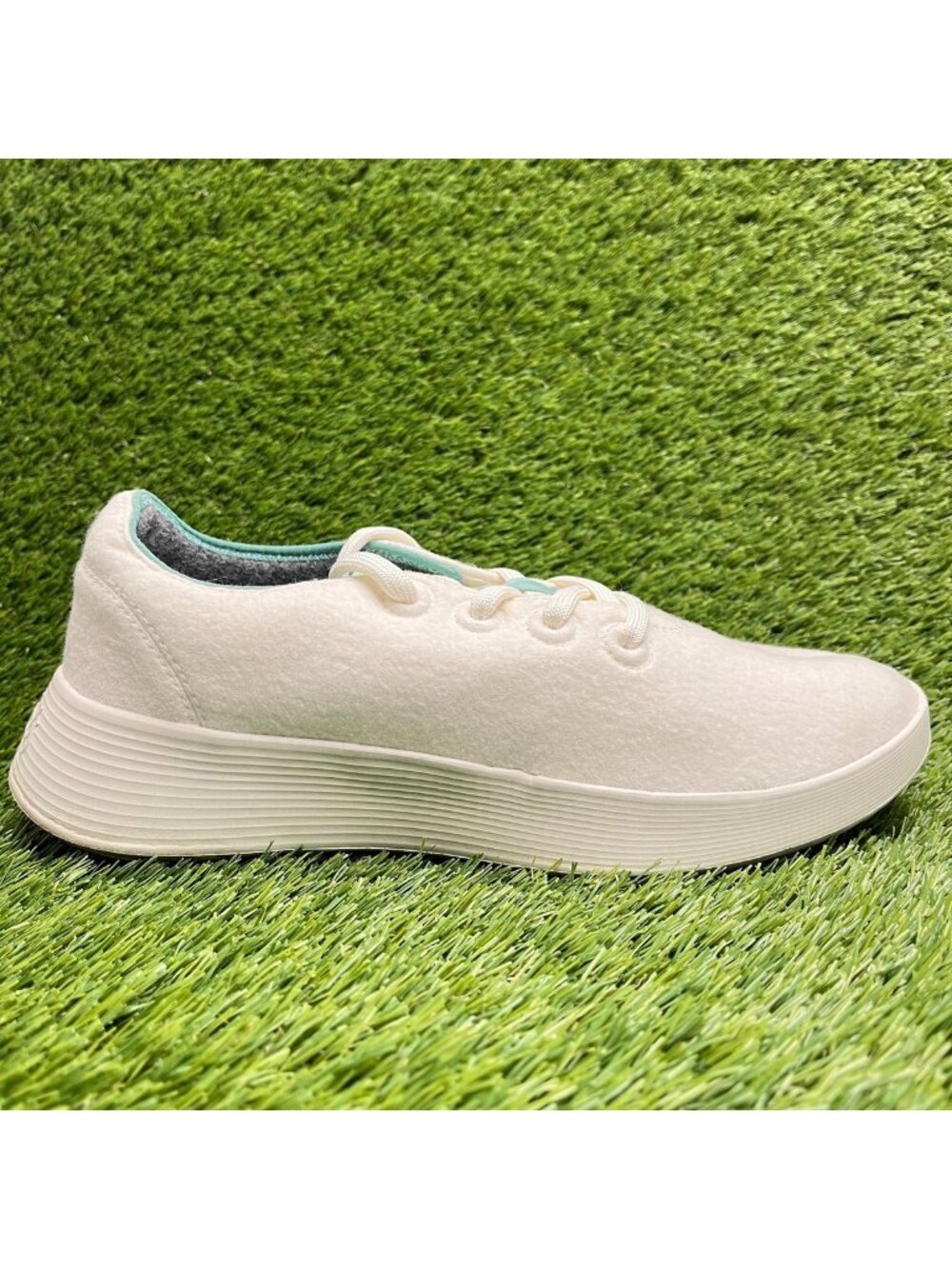 Allbirds Wool Runner Go Womens Size 11 Ivory Athletic Running Shoes Sneakers